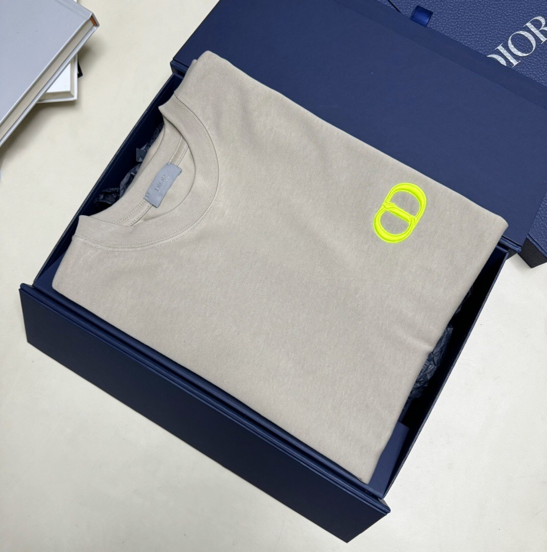 P229 D经典刺绣短袖 杏色 · image 8