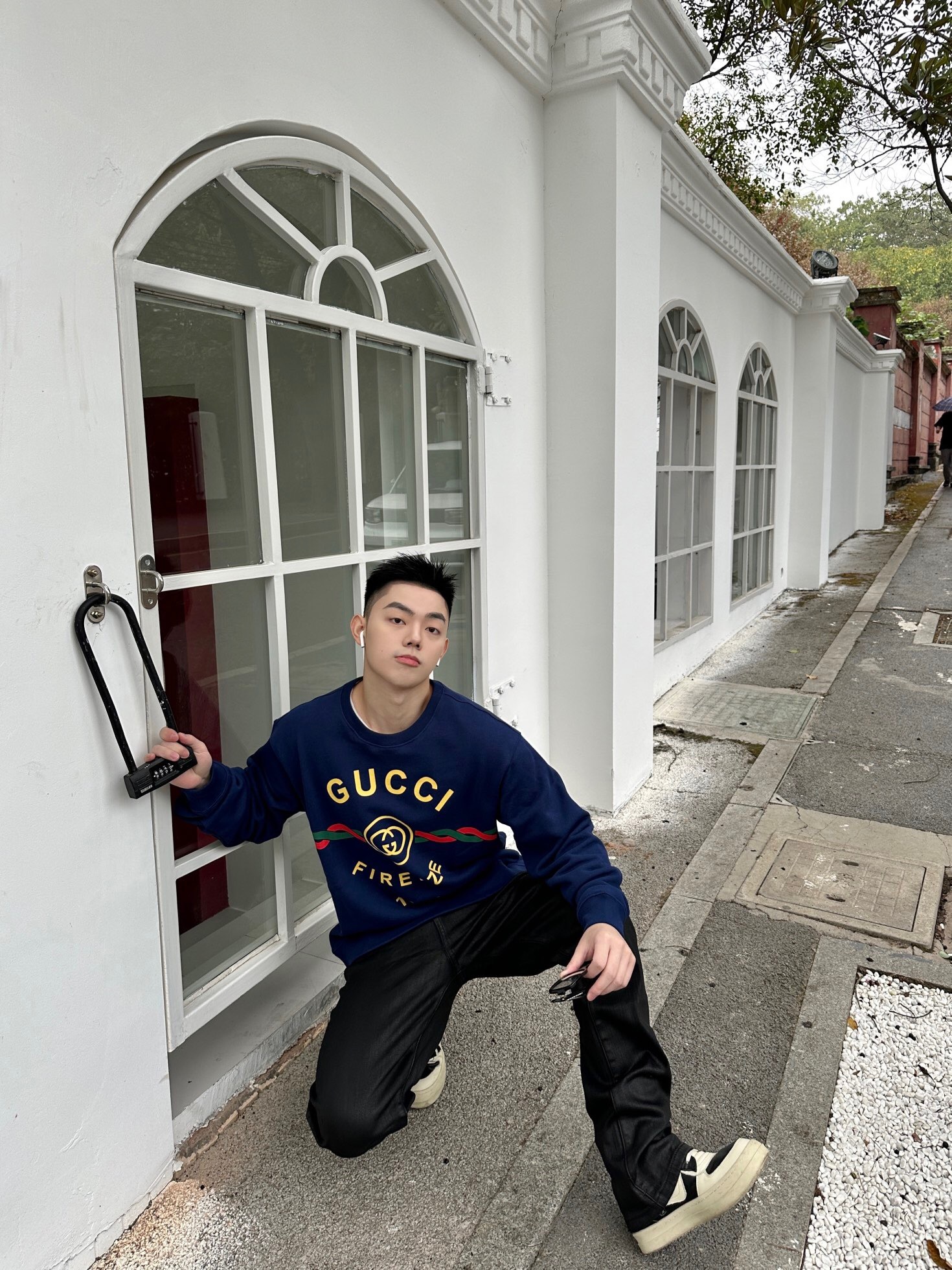 P369 Gu圆领卫衣 · image 19