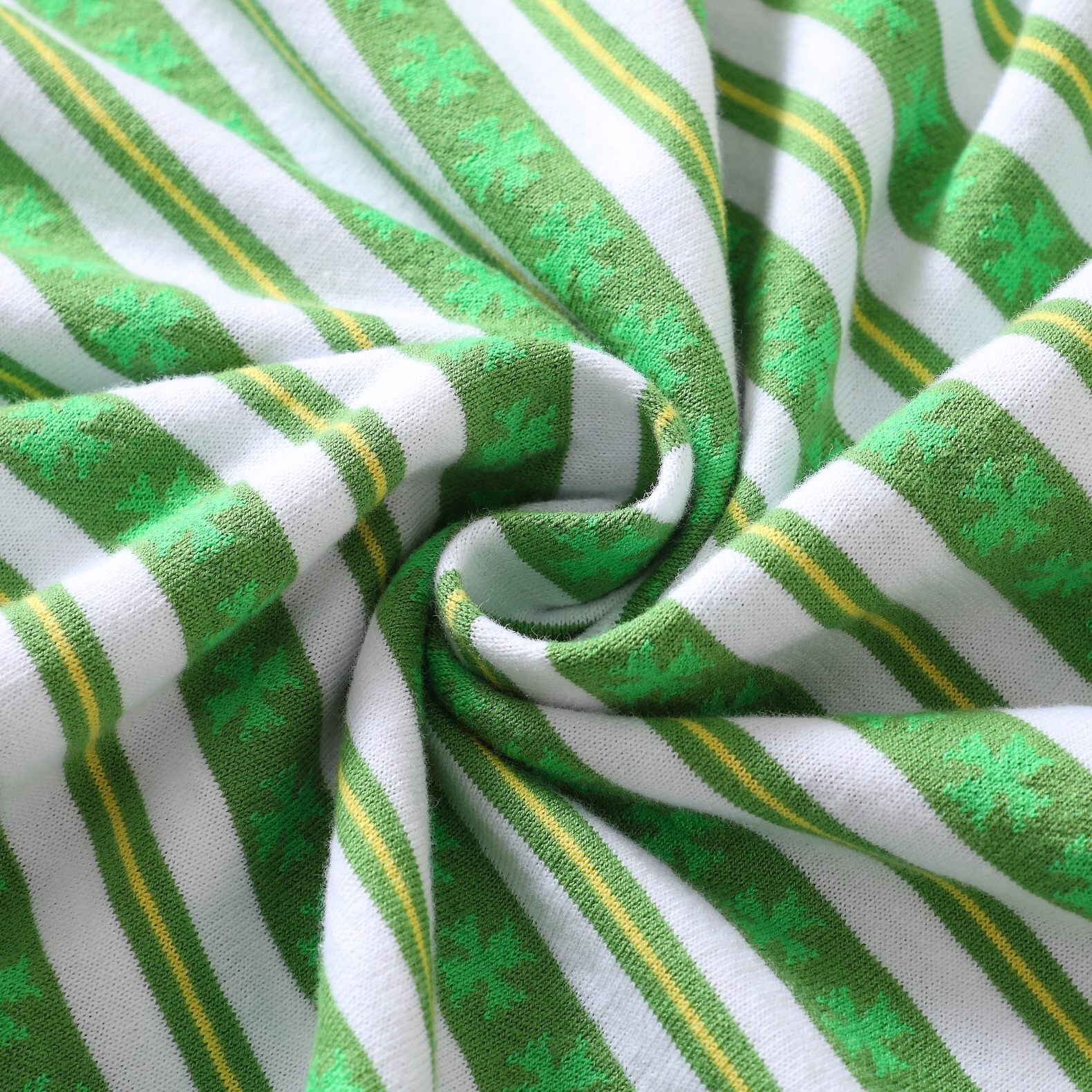 P399 宝剑刺绣长袖衫 绿色 · image 12