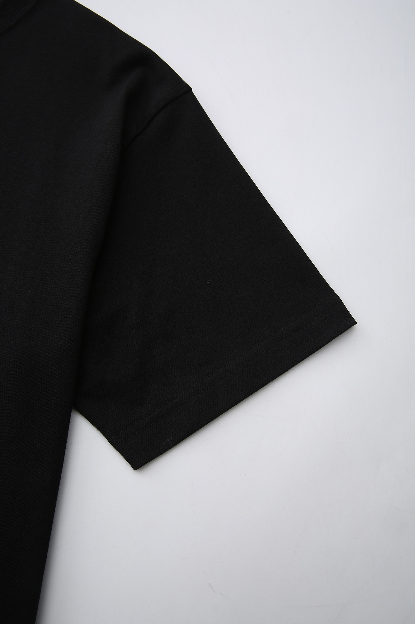 P229 DR Embroidered Black T-shirt · image 17